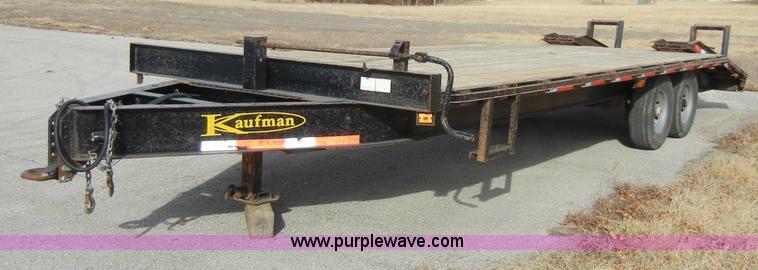 image for item C4102 2007 Kaufman 20' dual axle trailer