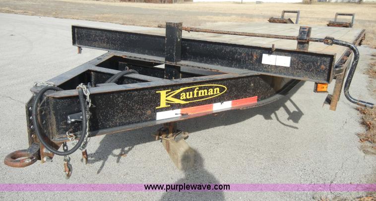 image for item C4102 2007 Kaufman 20' dual axle trailer