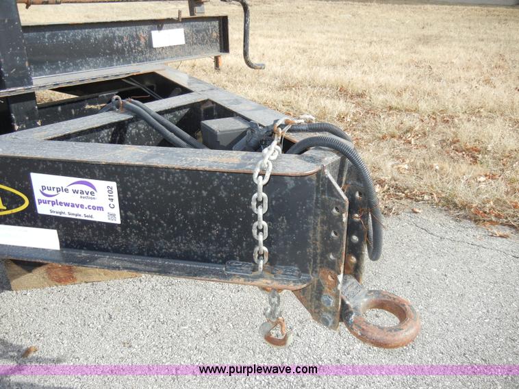 image for item C4102 2007 Kaufman 20' dual axle trailer