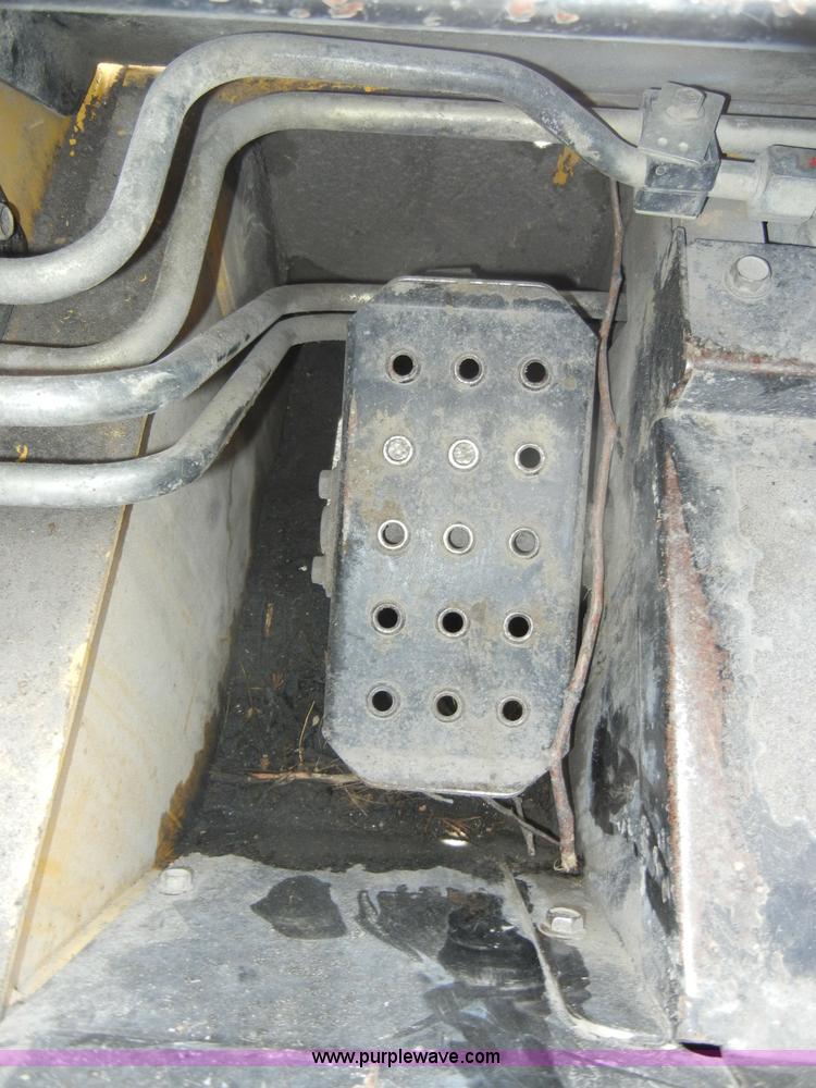 image for item C4103 1999 John Deere 250 skid steer