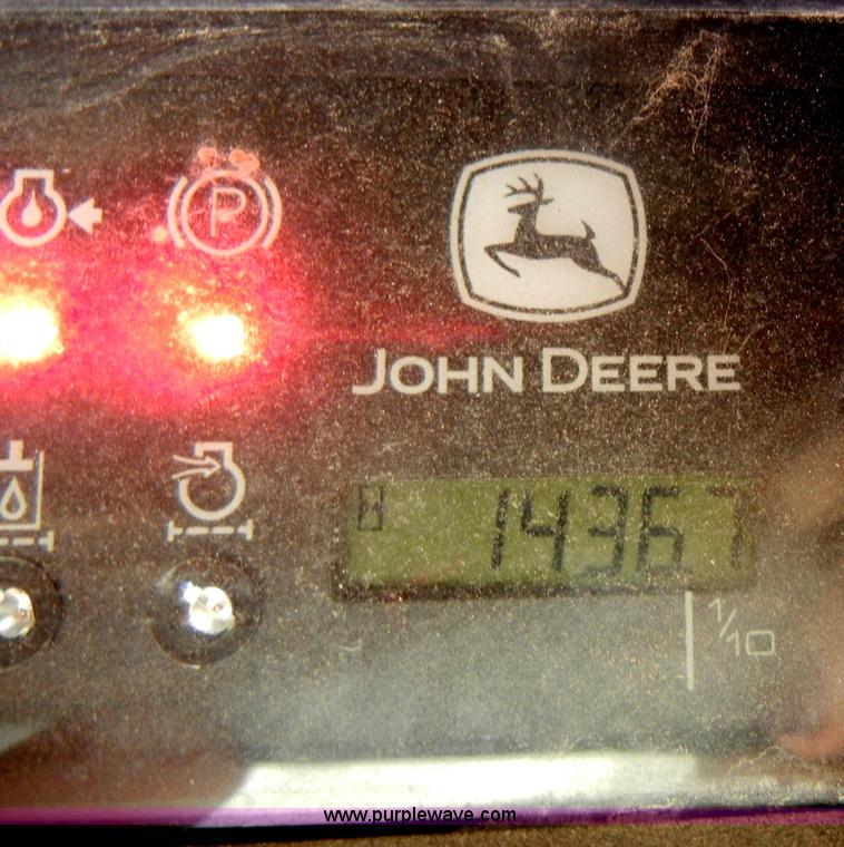 image for item C4103 1999 John Deere 250 skid steer