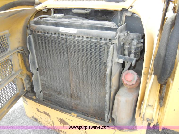 image for item C4103 1999 John Deere 250 skid steer