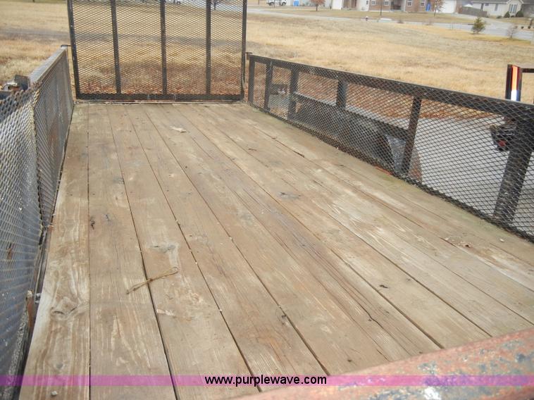 image for item C4106 2005 Rice 18.5' tandem axle trailer