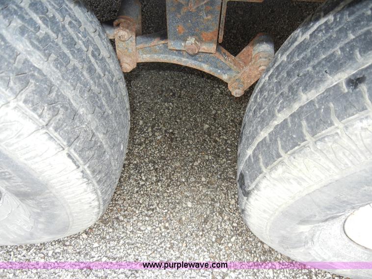 image for item C4106 2005 Rice 18.5' tandem axle trailer