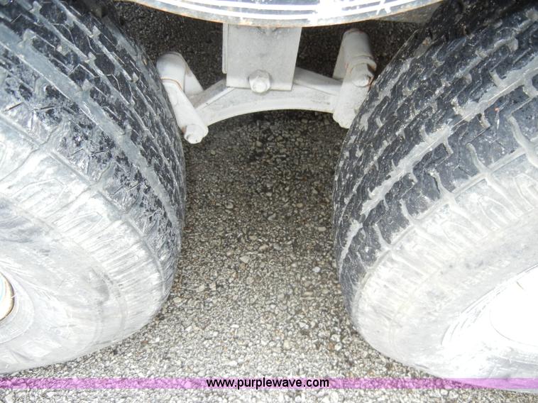 image for item C4106 2005 Rice 18.5' tandem axle trailer