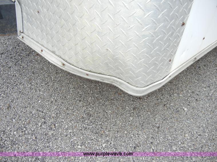 image for item C4107 2002 14' enclosed trailer