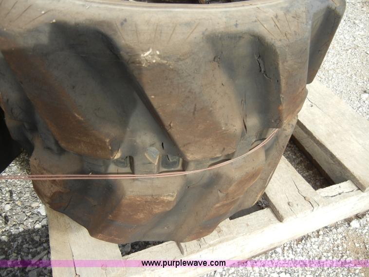 image for item J9391 12" rubber fast track for Bobcat 430 mini excavator