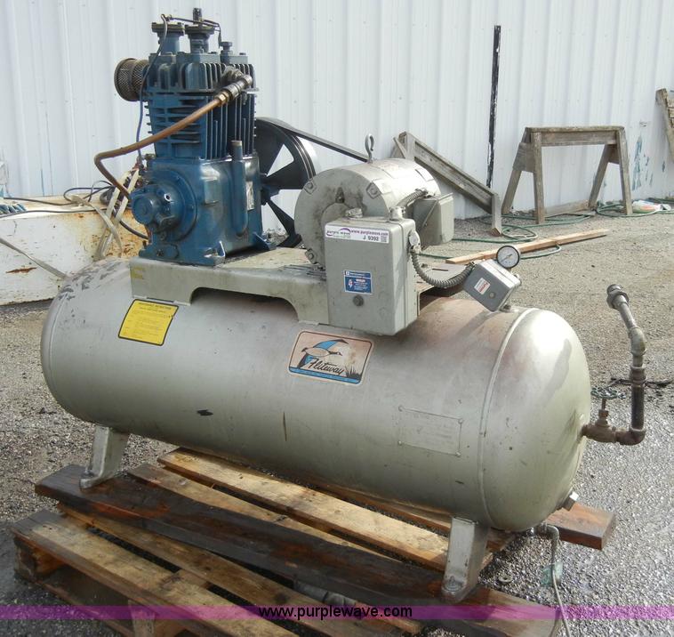 image for item J9392 National 200 gallon air compressor