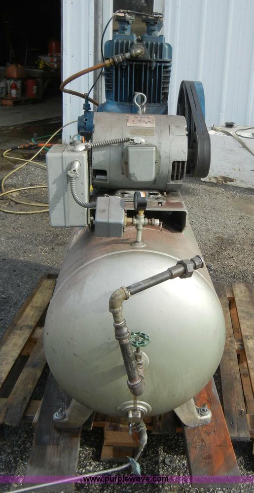 image for item J9392 National 200 gallon air compressor