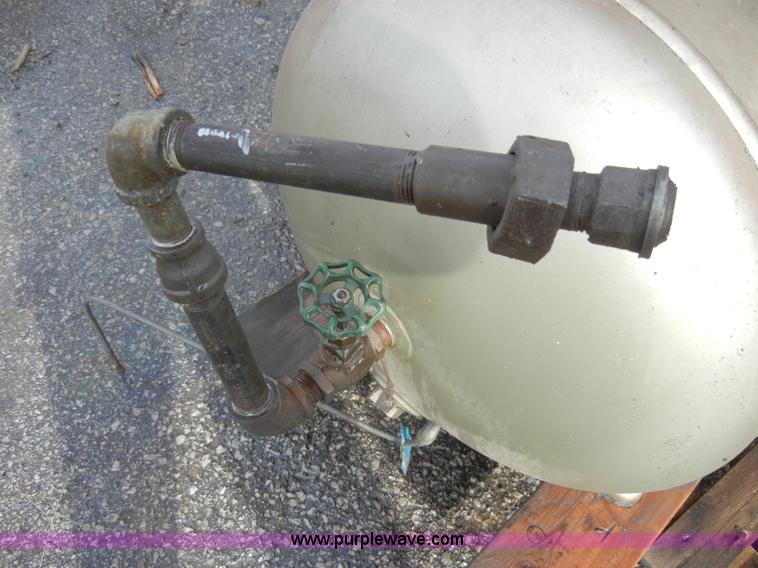 image for item J9392 National 200 gallon air compressor