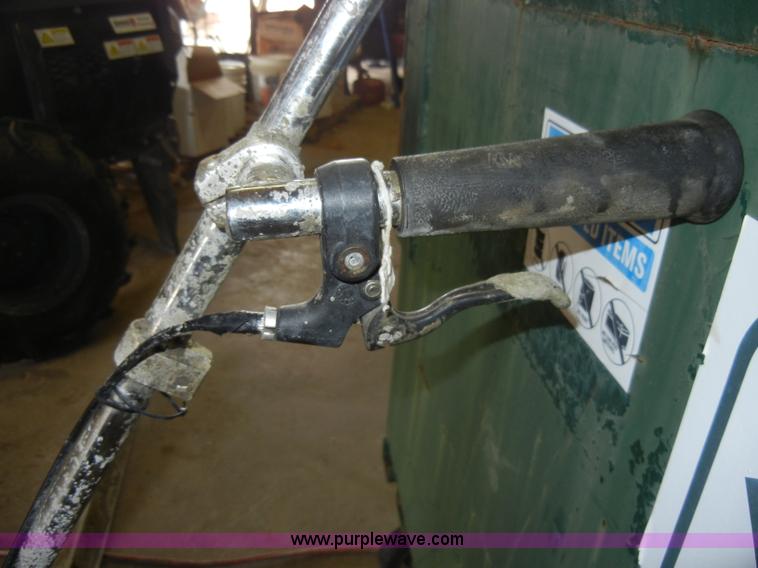 image for item J9397 Magic 10' screed