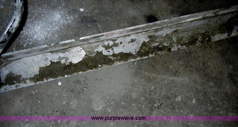 image for item J9397 Magic 10' screed