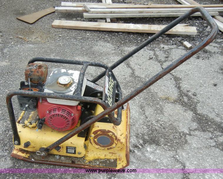 image for item J9434 Bomag BD20/4 vibrating compactor
