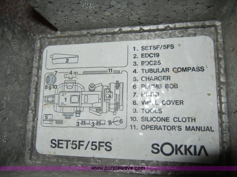 image for item J9475 Sokkia SET5F laser