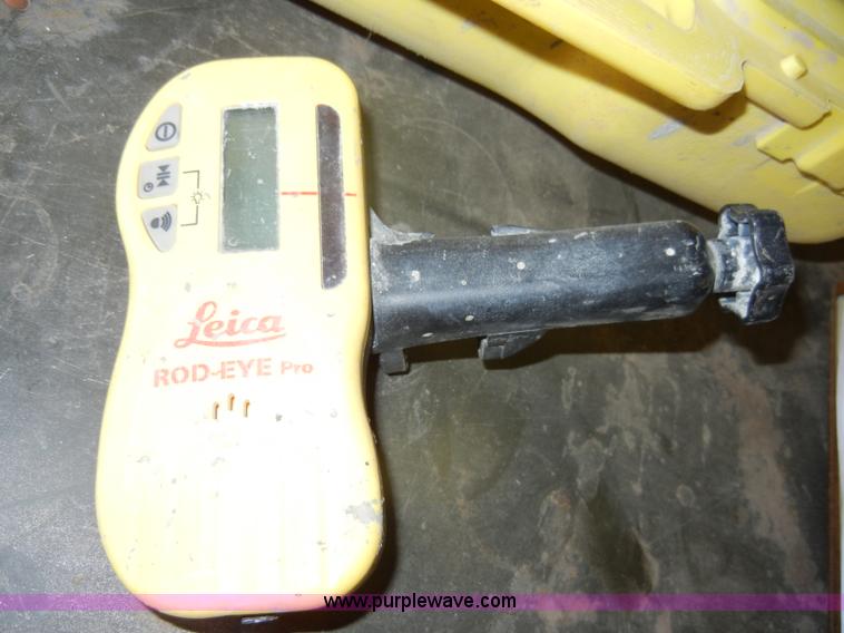 image for item J9476 Leica Rugby 100 laser with Rod-Eye Pro laser detector unit