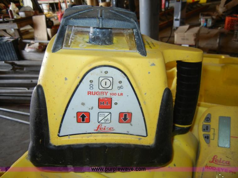 image for item J9477 Leica Rugby 100LR laser with Rod-Eye Pro laser detector unit