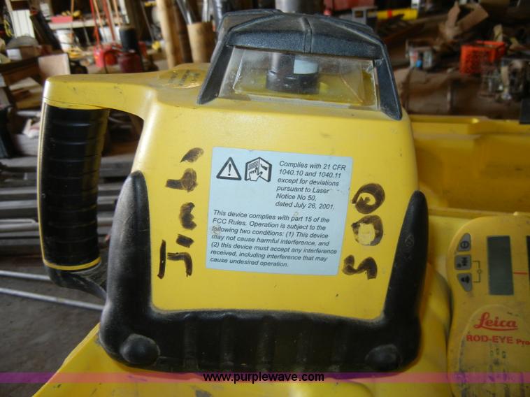 image for item J9477 Leica Rugby 100LR laser with Rod-Eye Pro laser detector unit