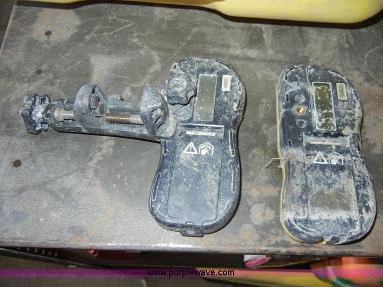 image for item J9479 Leica Rugby 100LR laser