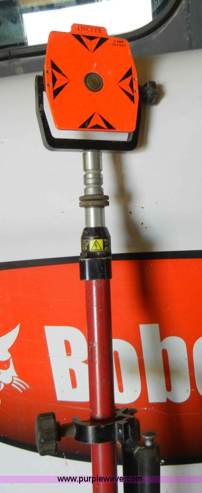 image for item J9480 Tripod prism pole and prism