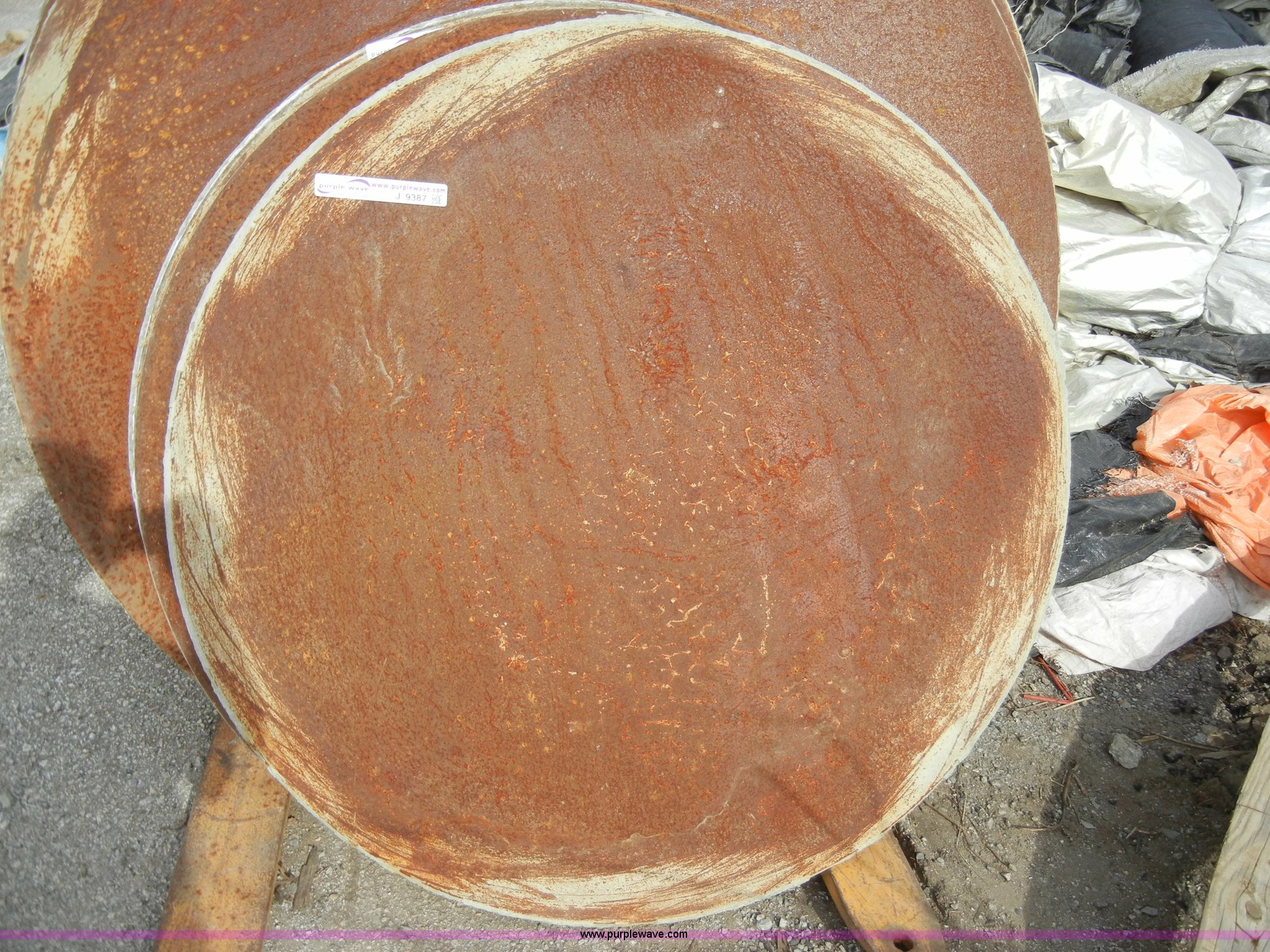 (2) 4' concrete trowel smooth pans in Tonganoxie, KS Item J9387 sold Purple Wave