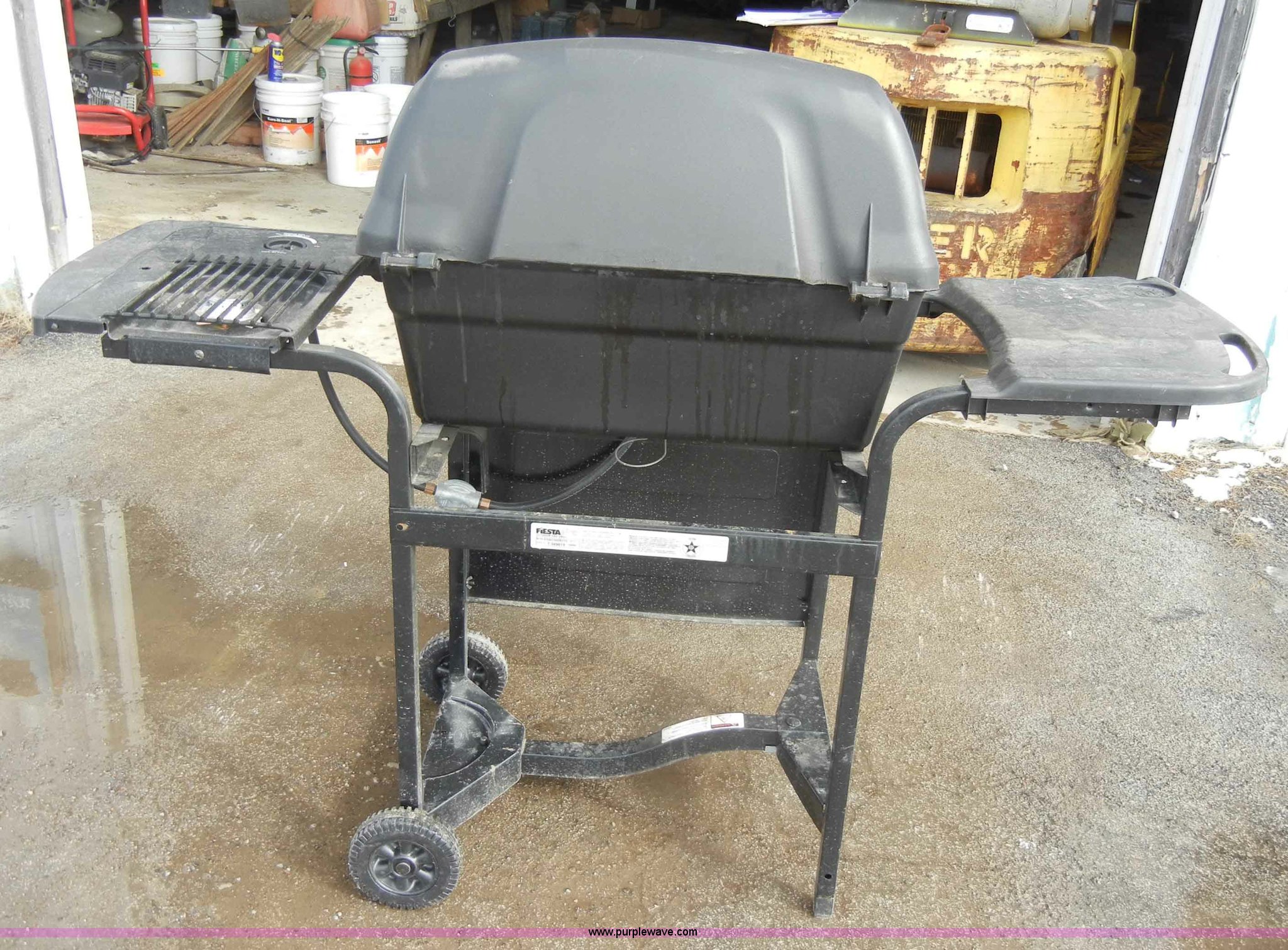 Fiesta propane BBQ grill with side burner in Tonganoxie, KS Item J9486 sold Purple Wave