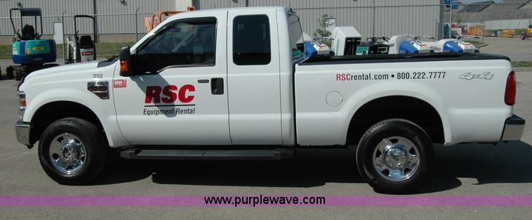image for item A4945 2008 Ford F250 XLT Super Duty supercab pickup truck