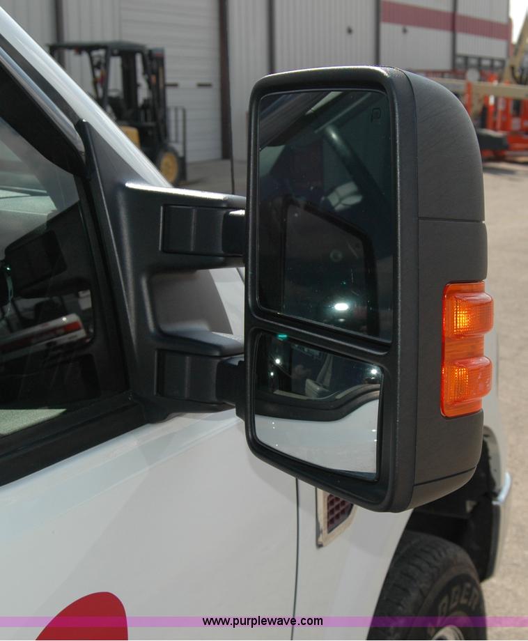 image for item A4945 2008 Ford F250 XLT Super Duty supercab pickup truck