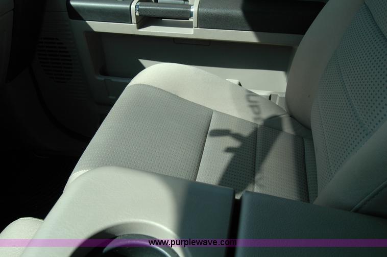 image for item A4945 2008 Ford F250 XLT Super Duty supercab pickup truck