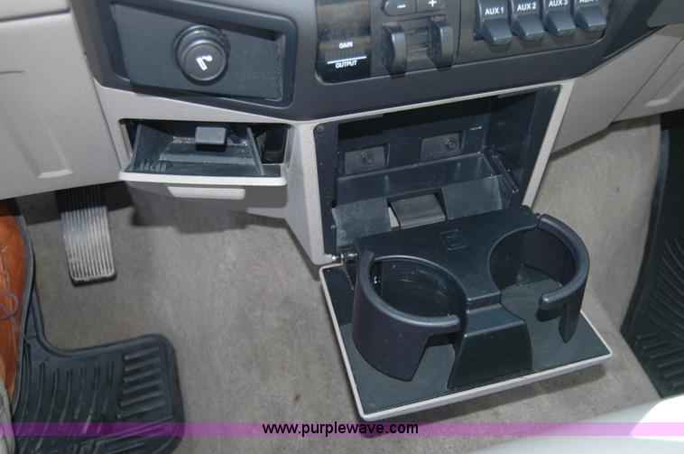 image for item A4945 2008 Ford F250 XLT Super Duty supercab pickup truck