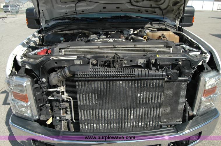 image for item A4945 2008 Ford F250 XLT Super Duty supercab pickup truck