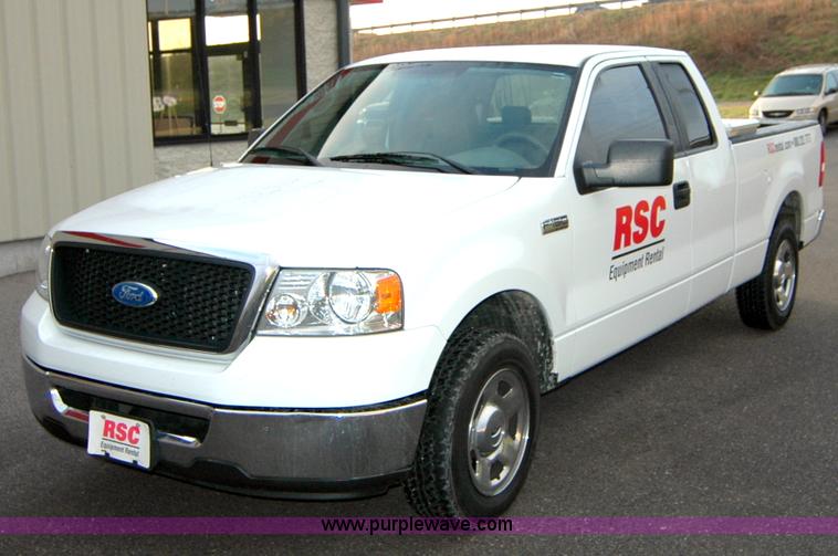 image for item A4946 2007 Ford F150 XLT SuperCab pickup truck