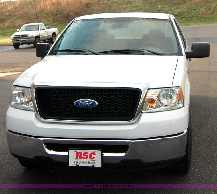 image for item A4946 2007 Ford F150 XLT SuperCab pickup truck