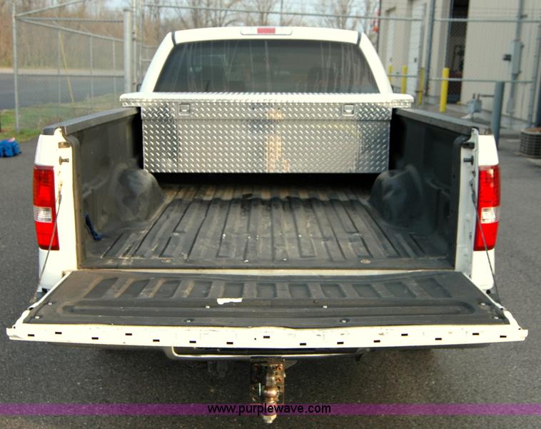 image for item A4946 2007 Ford F150 XLT SuperCab pickup truck