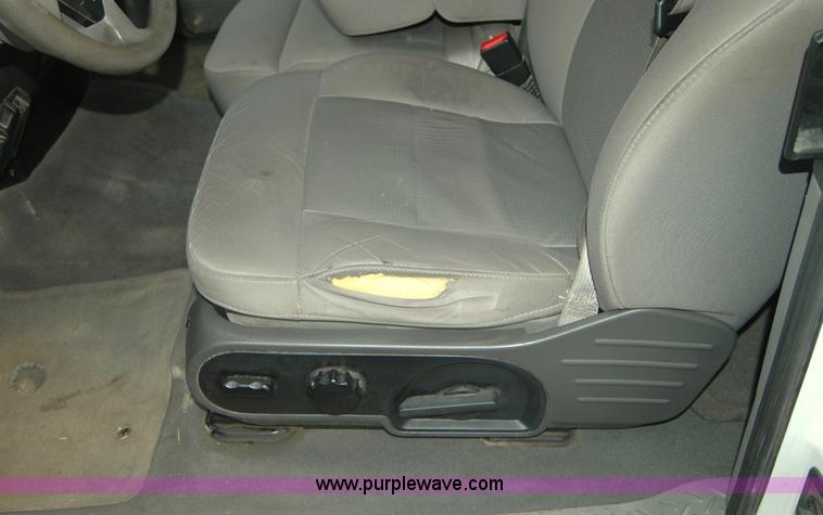 image for item A4946 2007 Ford F150 XLT SuperCab pickup truck