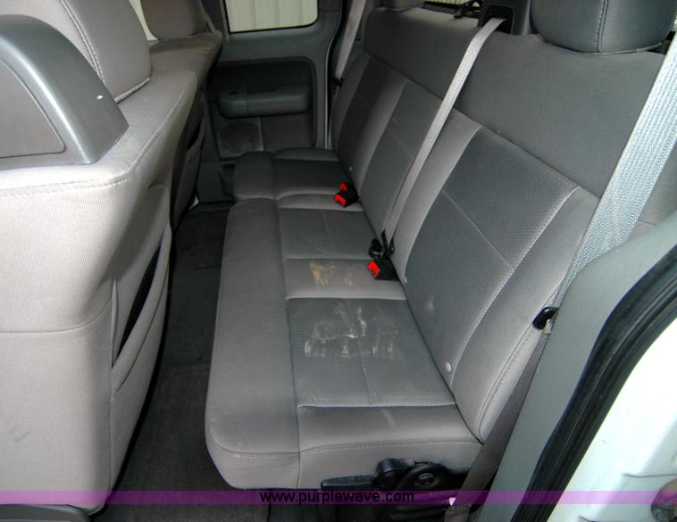 image for item A4946 2007 Ford F150 XLT SuperCab pickup truck