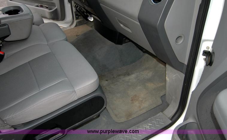 image for item A4946 2007 Ford F150 XLT SuperCab pickup truck