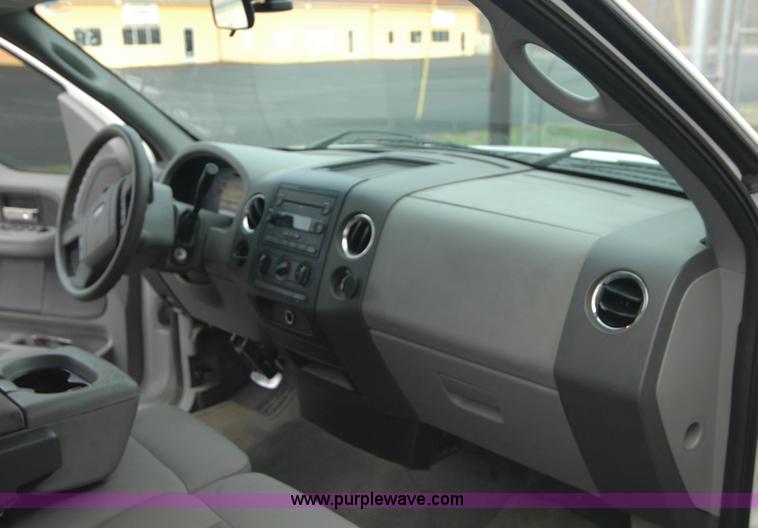 image for item A4946 2007 Ford F150 XLT SuperCab pickup truck