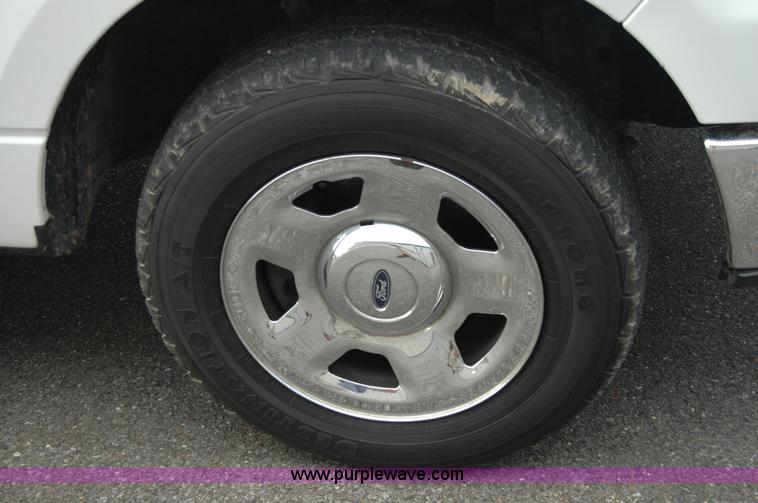 image for item A4946 2007 Ford F150 XLT SuperCab pickup truck