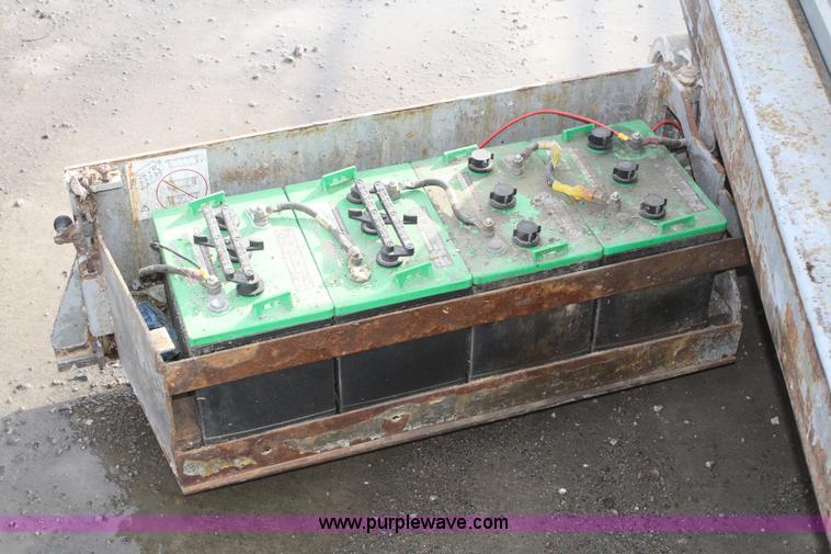 image for item A6818 2006 Skyjack SJIII 3219 scissor lift