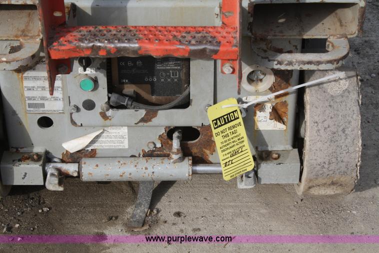 image for item A6819 2007 Skyjack SJIII 3219 scissor lift