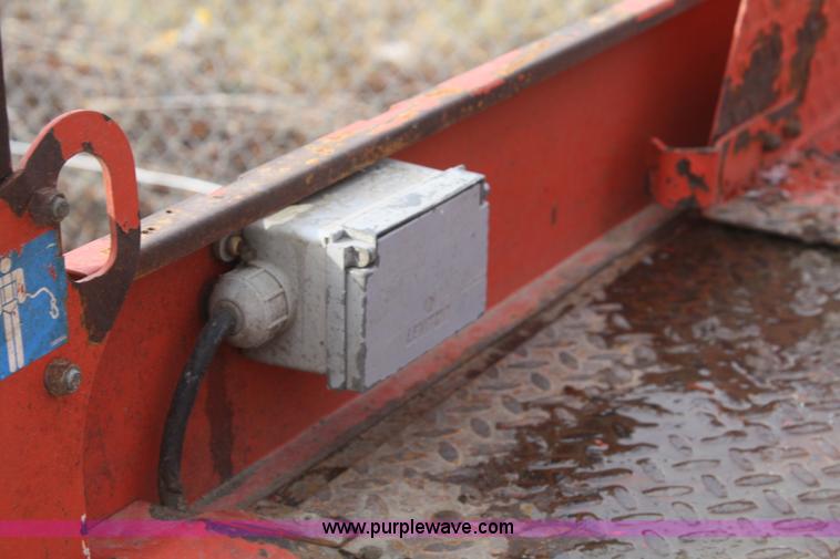 image for item A6819 2007 Skyjack SJIII 3219 scissor lift