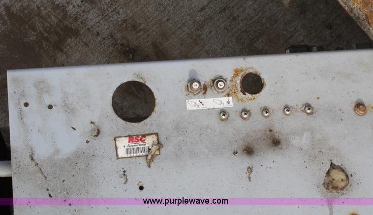 image for item A6820 2005 Skyjack SJIII 3219 scissor lift