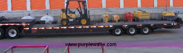 image for item B1059 2006 Ledwell hydratail 53' triple axle trailer