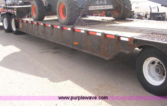 image for item B1059 2006 Ledwell hydratail 53' triple axle trailer