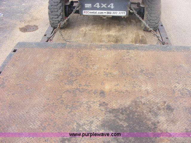 image for item B1059 2006 Ledwell hydratail 53' triple axle trailer