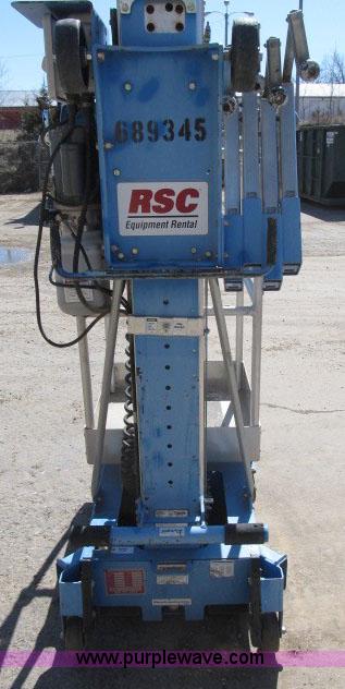 image for item B2655 2007 Genie AWP-25S personnel lift