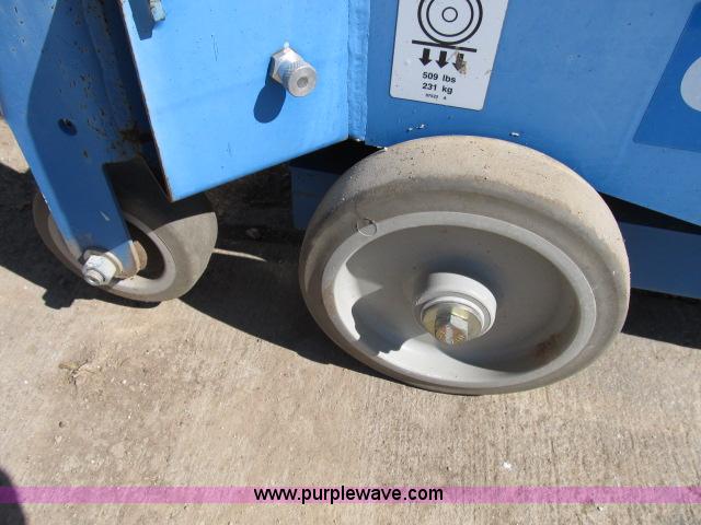 image for item B2655 2007 Genie AWP-25S personnel lift