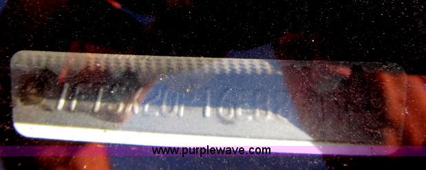 image for item B2660 2006 Ford F250 XLT Super Duty pickup truck