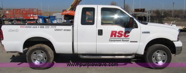 image for item B2661 2005 Ford F250 XLT Super Duty SuperCab pickup truck