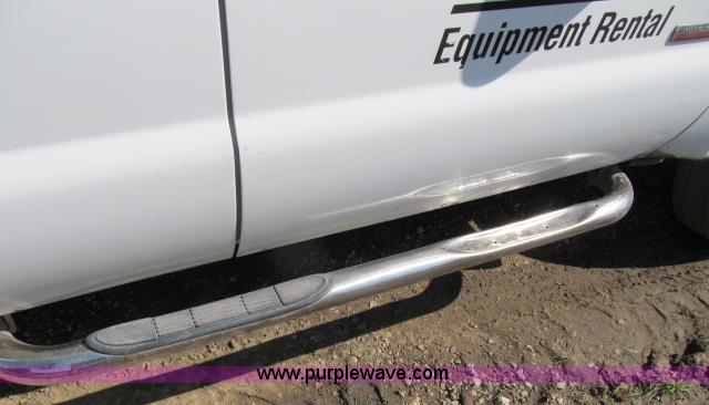 image for item B2661 2005 Ford F250 XLT Super Duty SuperCab pickup truck